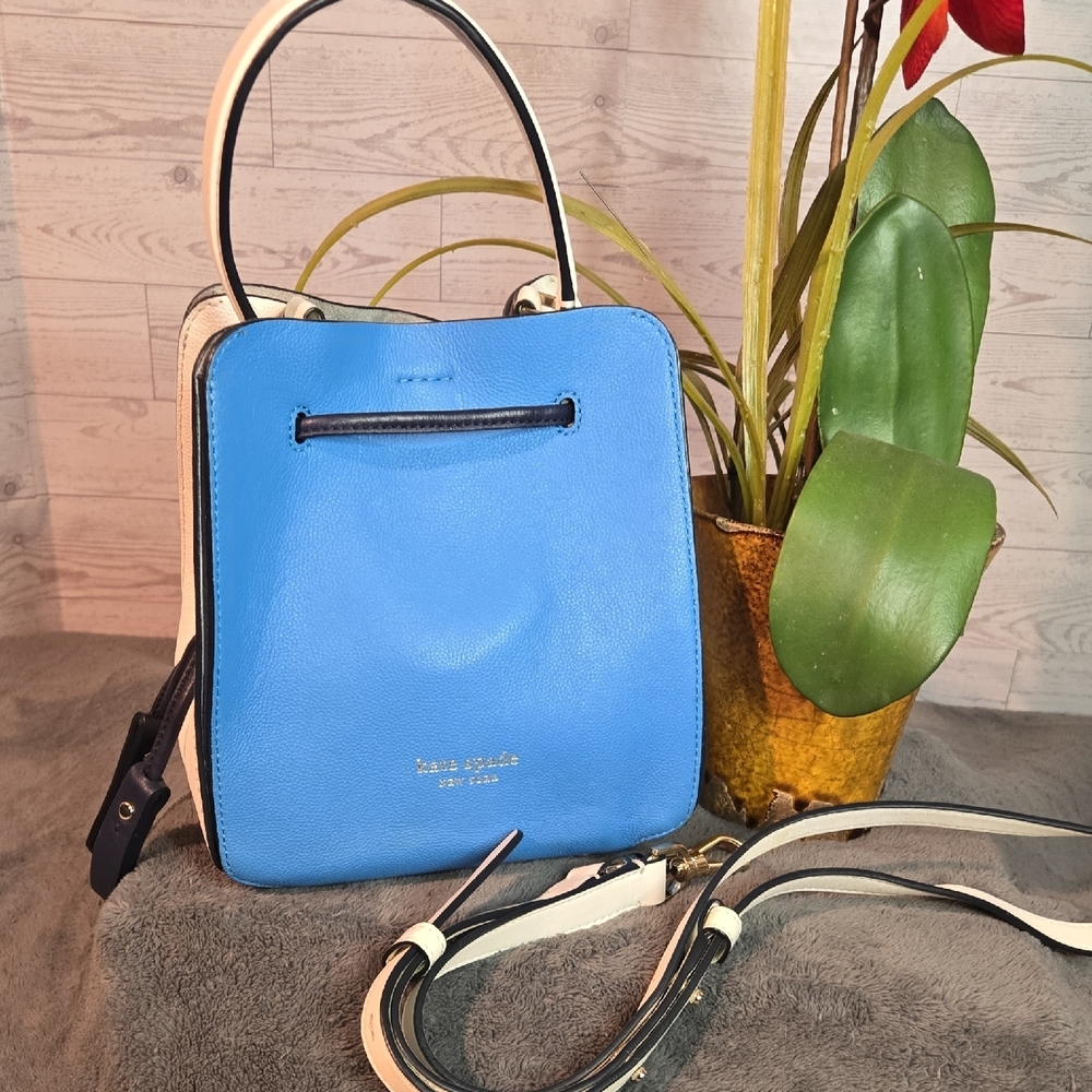 Kate Spade New York Lychee Busy Small Bucket Bag